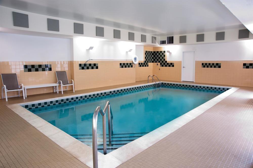 Radisson - St Louis 3*
