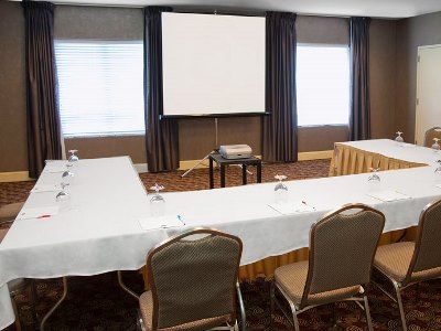 Radisson - St Louis 3*